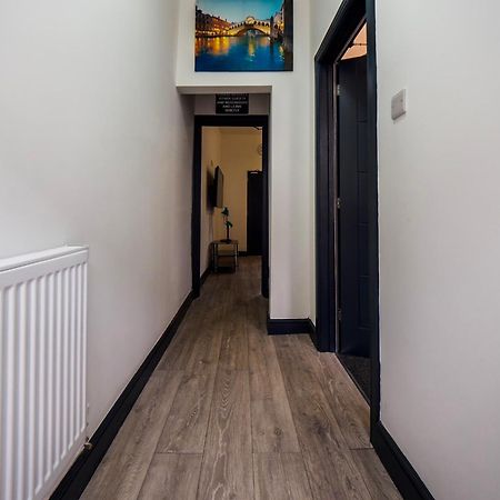 Chatham Lodge Cosy Large Double Room 1 Stoke-on-Trent Екстериор снимка