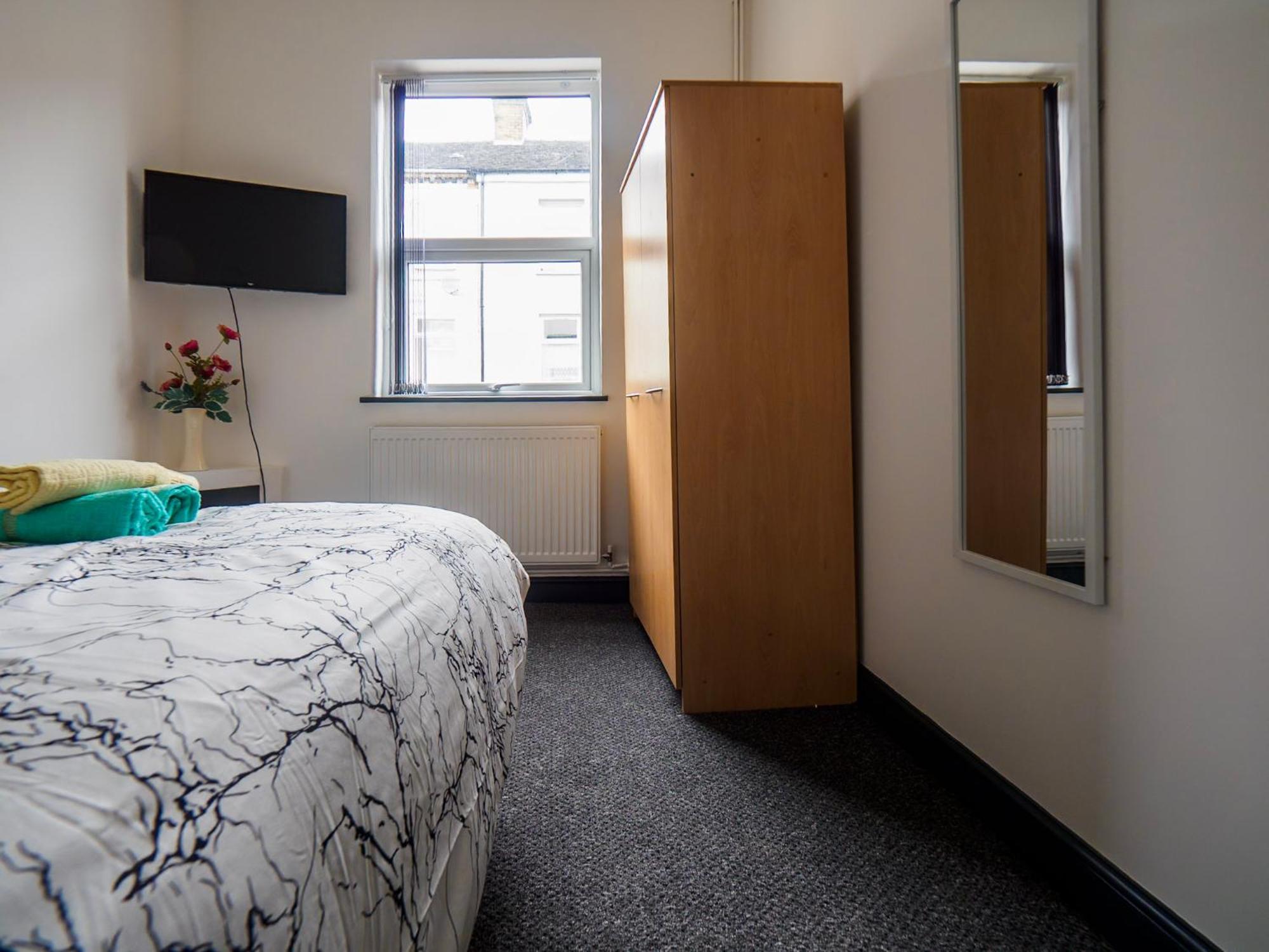 Chatham Lodge Cosy Large Double Room 1 Stoke-on-Trent Екстериор снимка